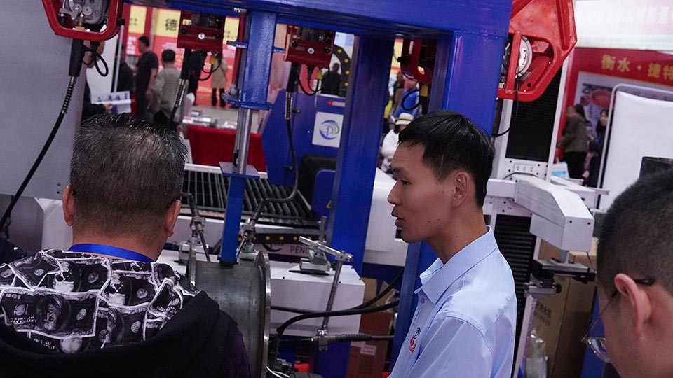 激光切割機(jī)價(jià)格、激光切管機(jī)、激光切割機(jī)廠家